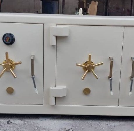 گاوصندوق طلا فروشی